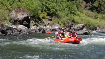Rafting Rouge River, Oregon - Women over 50 rafting tours