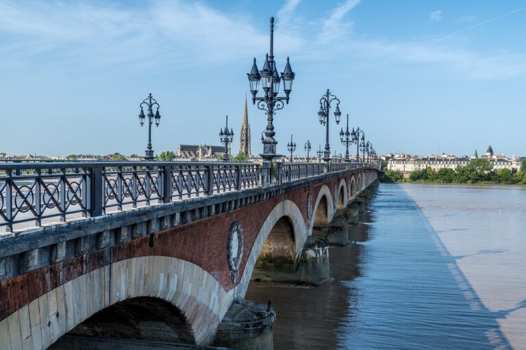Bordeaux, France: A Taste of French History