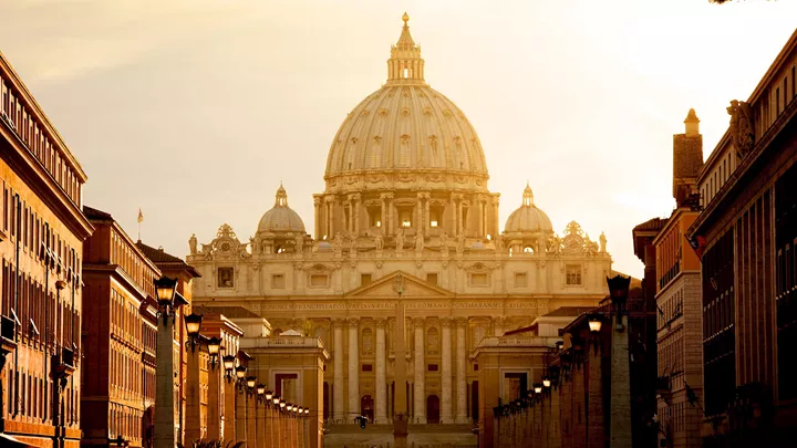 St Peter Basilica, Rome - Wonders of Italy - Trafalgar Tours