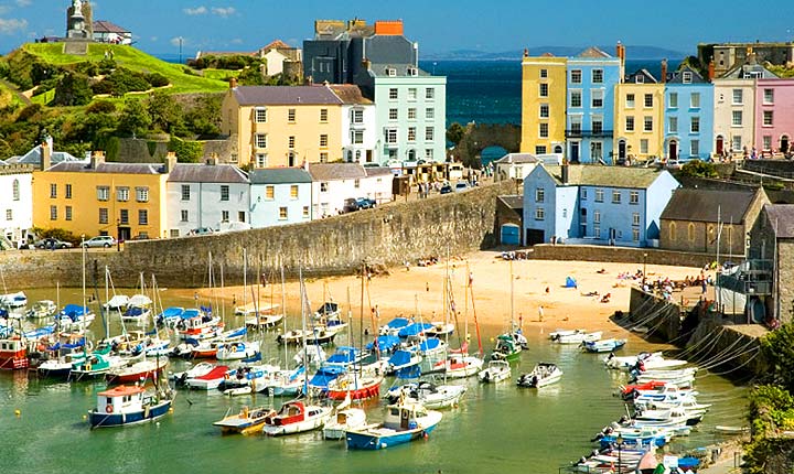 Image of Wales Bay, United Kingdom, to illustrate Housesitting UK, a housesitting service recommended by JourneyWoman readers.