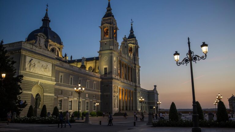 Sunset at the Catedral de Santa Maria la Real de la Almuden