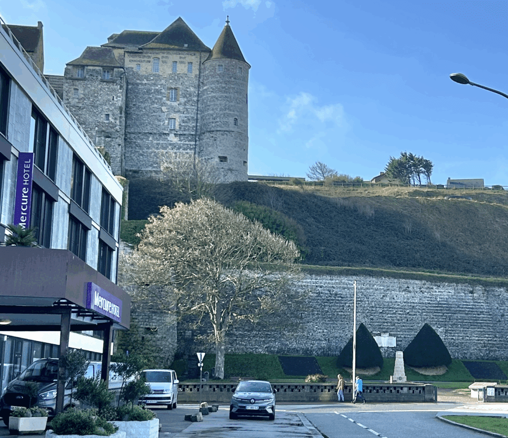 front of mercure hotel dieppe