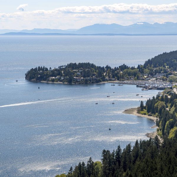 Sunshine Coast Explorer 5-day Self-Drive Tour from Vancouver