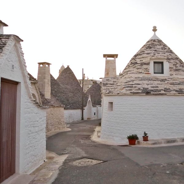 A picture of village in the region of Puglia - Unravel Puglia - TourLeb