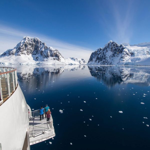 Hydraulic viewing platforms on the Greg Mortimer, S. Prtelli