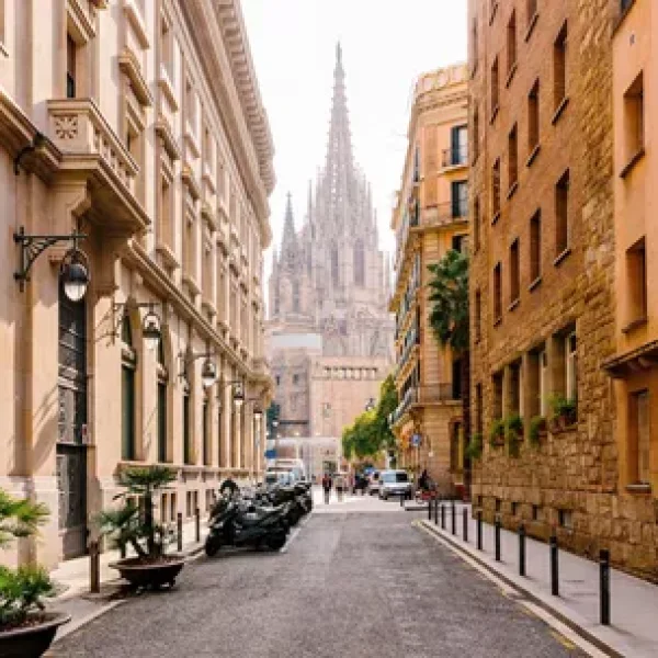 Street cathedral - Spain - Trafalgar