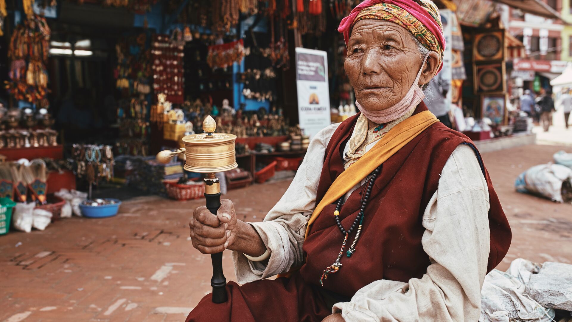 Intrepid-Travel-Nepal-Kathmandu-woman-street-1