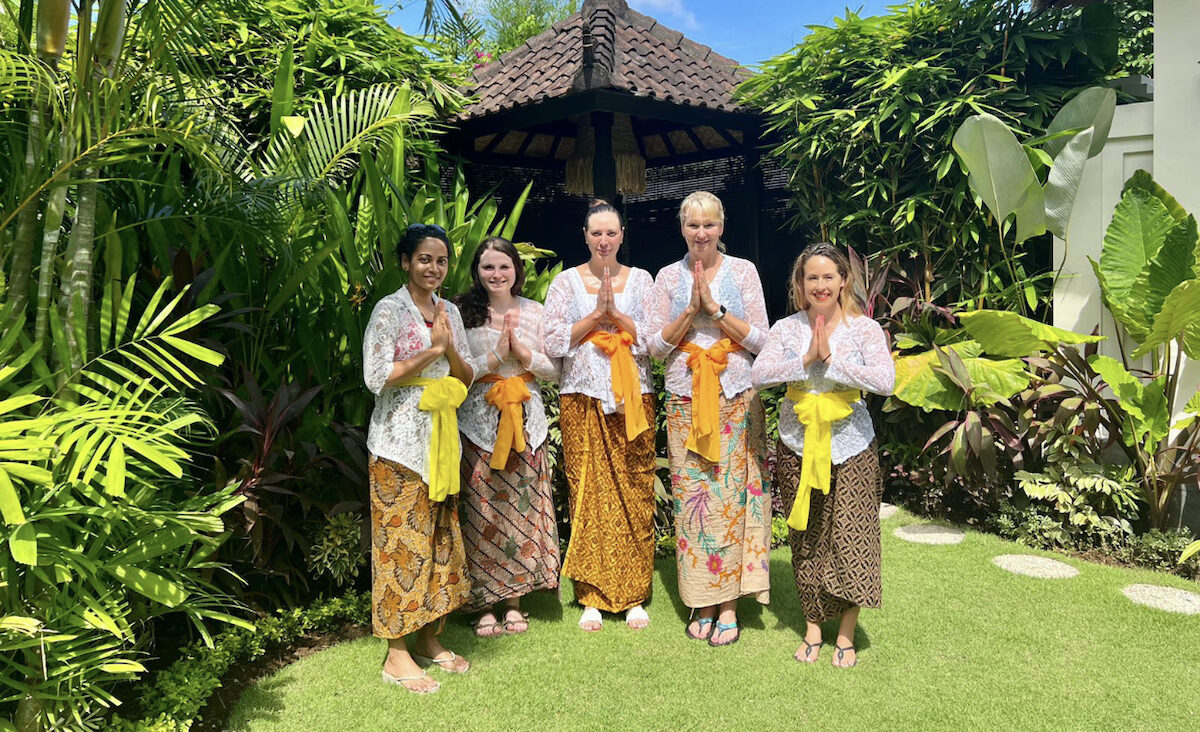 A group of women wearing traditional Balinese attire - Bali Goddess Retreat - Ubud