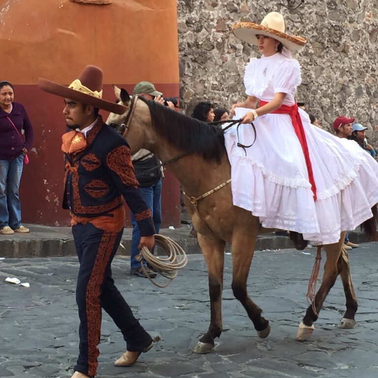 San Miguel de Allende: Artisan Treasures & Culinary Pleasures